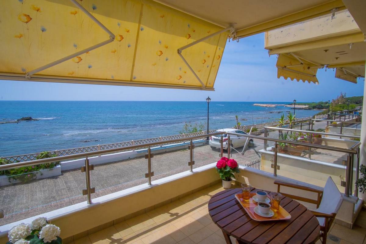 Paris Seaside Villa Pandokrátor Buitenkant foto