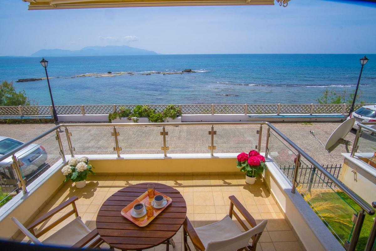 Paris Seaside Villa Pandokrátor Buitenkant foto
